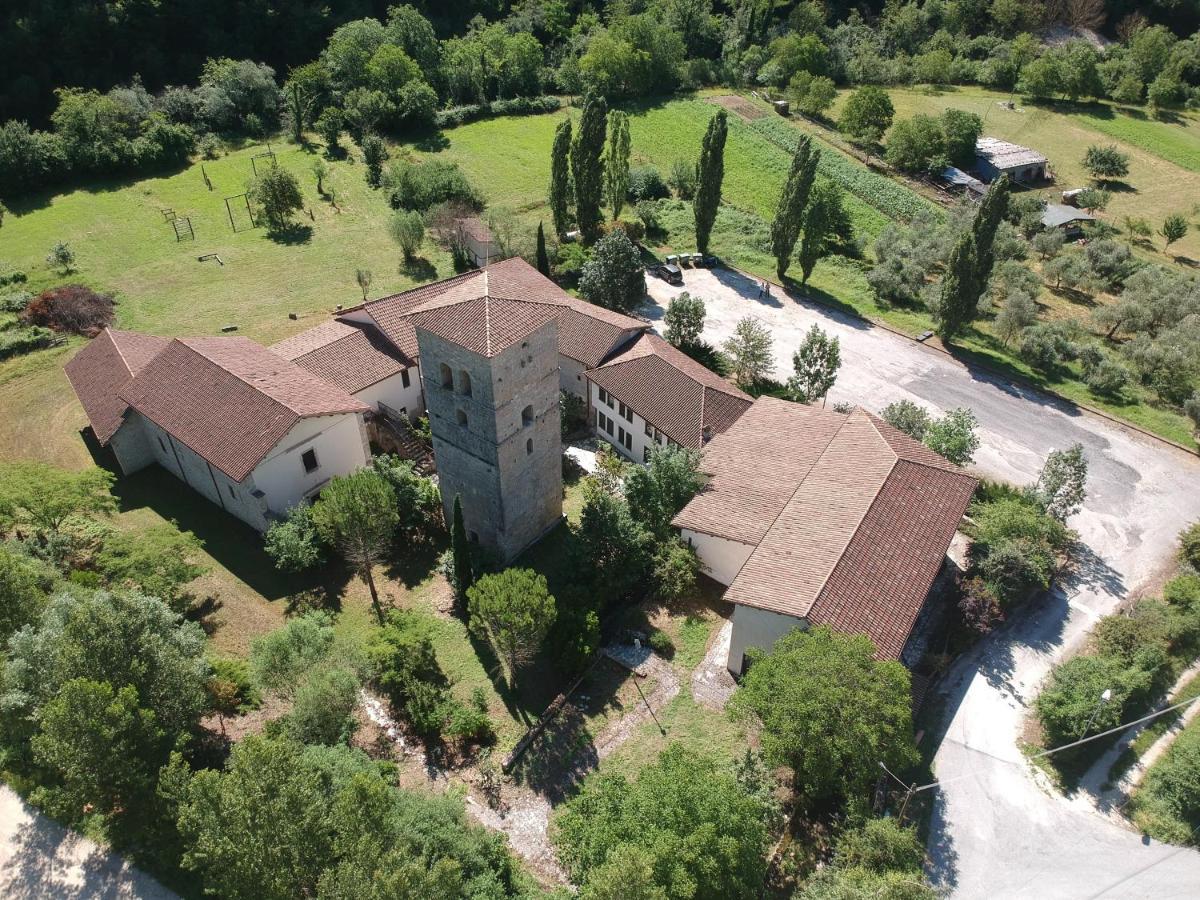 Hotel Abbazia Ss. Quirico E Giulitta à Micigliano Extérieur photo