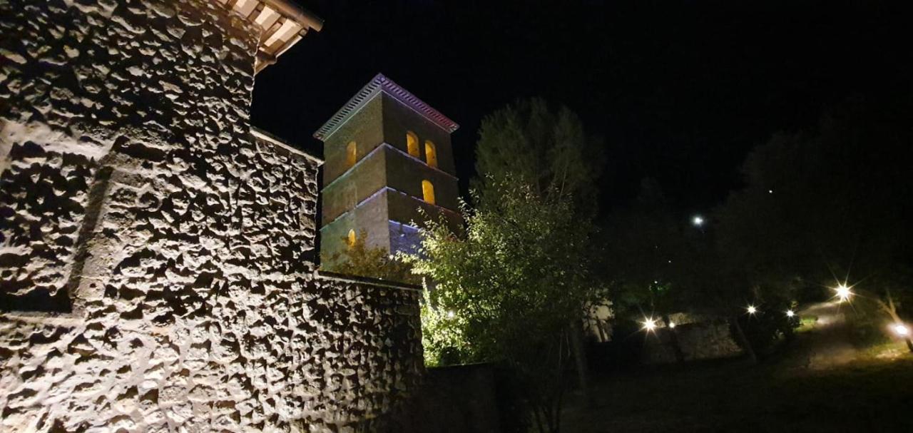 Hotel Abbazia Ss. Quirico E Giulitta à Micigliano Extérieur photo