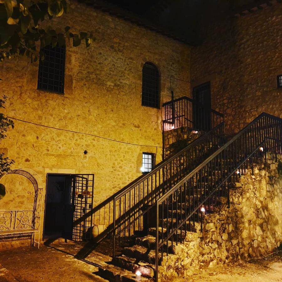 Hotel Abbazia Ss. Quirico E Giulitta à Micigliano Extérieur photo