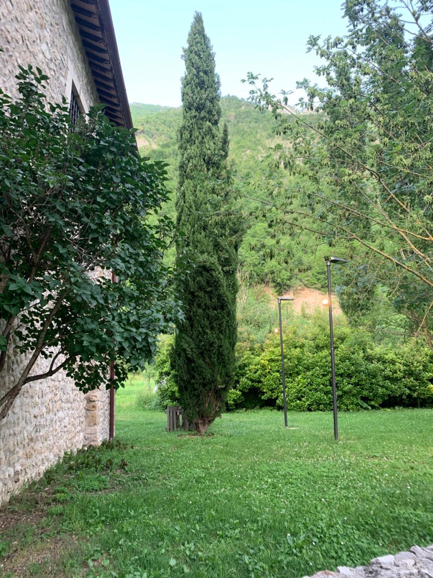 Hotel Abbazia Ss. Quirico E Giulitta à Micigliano Extérieur photo